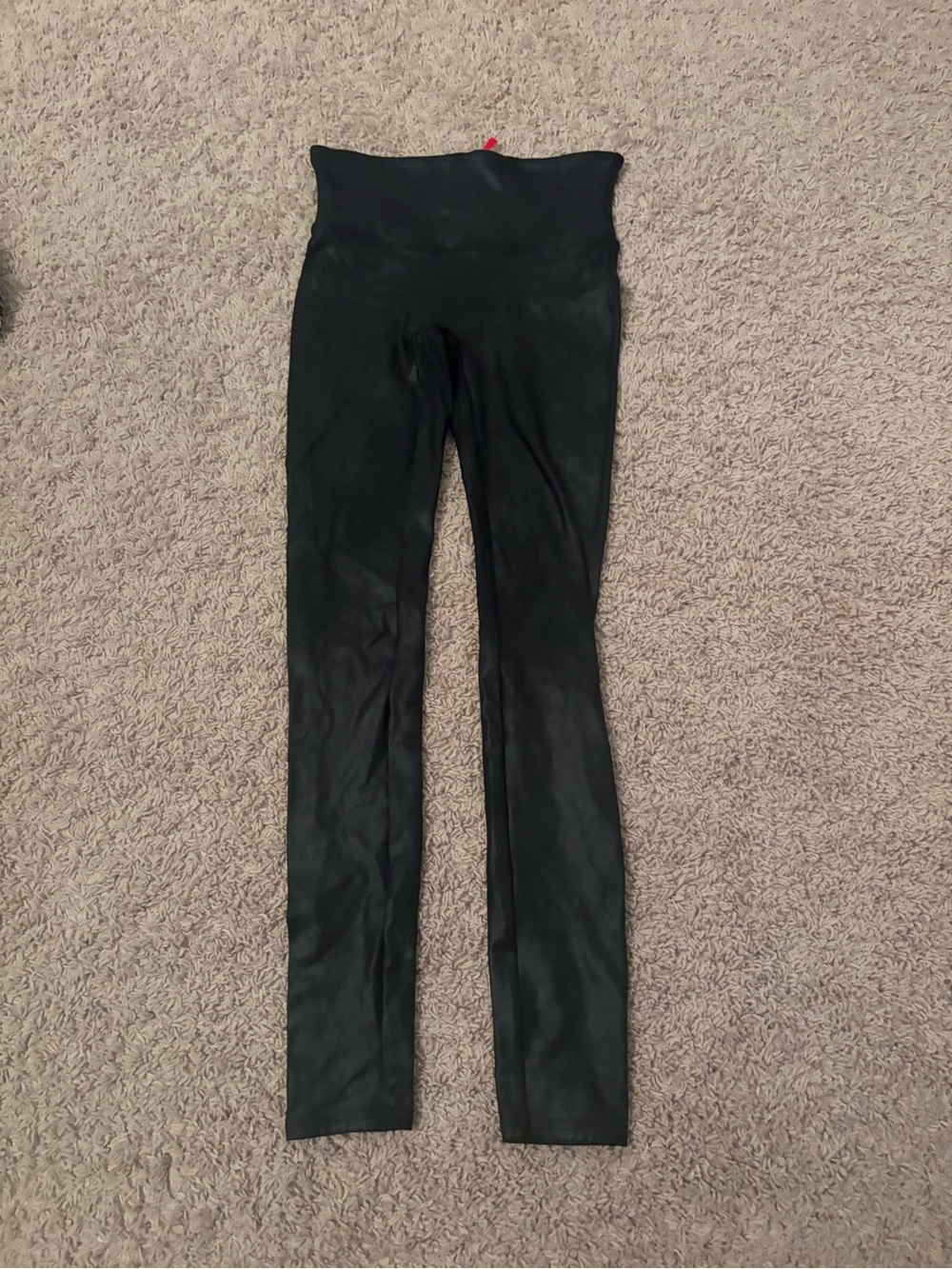 Black High-Waist Shiny Leggings